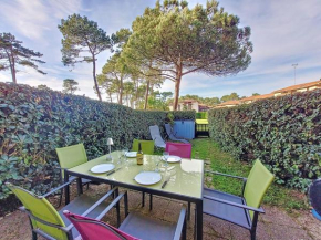 S Plage 02 Joli petit appartement avec jardin et piscine pour 4 personnes